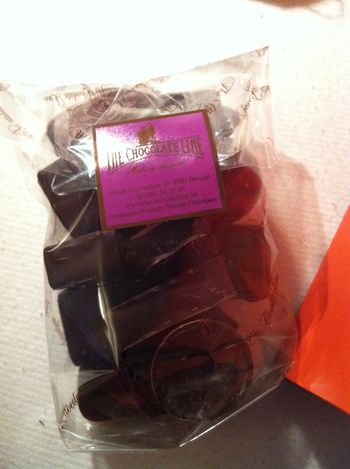 Dark Chocolate Orange Sticks are new to me. Since someone asked whats  inside, its a soft sticky gel/jelly. Nice balance of orange n choco. :  r/traderjoes