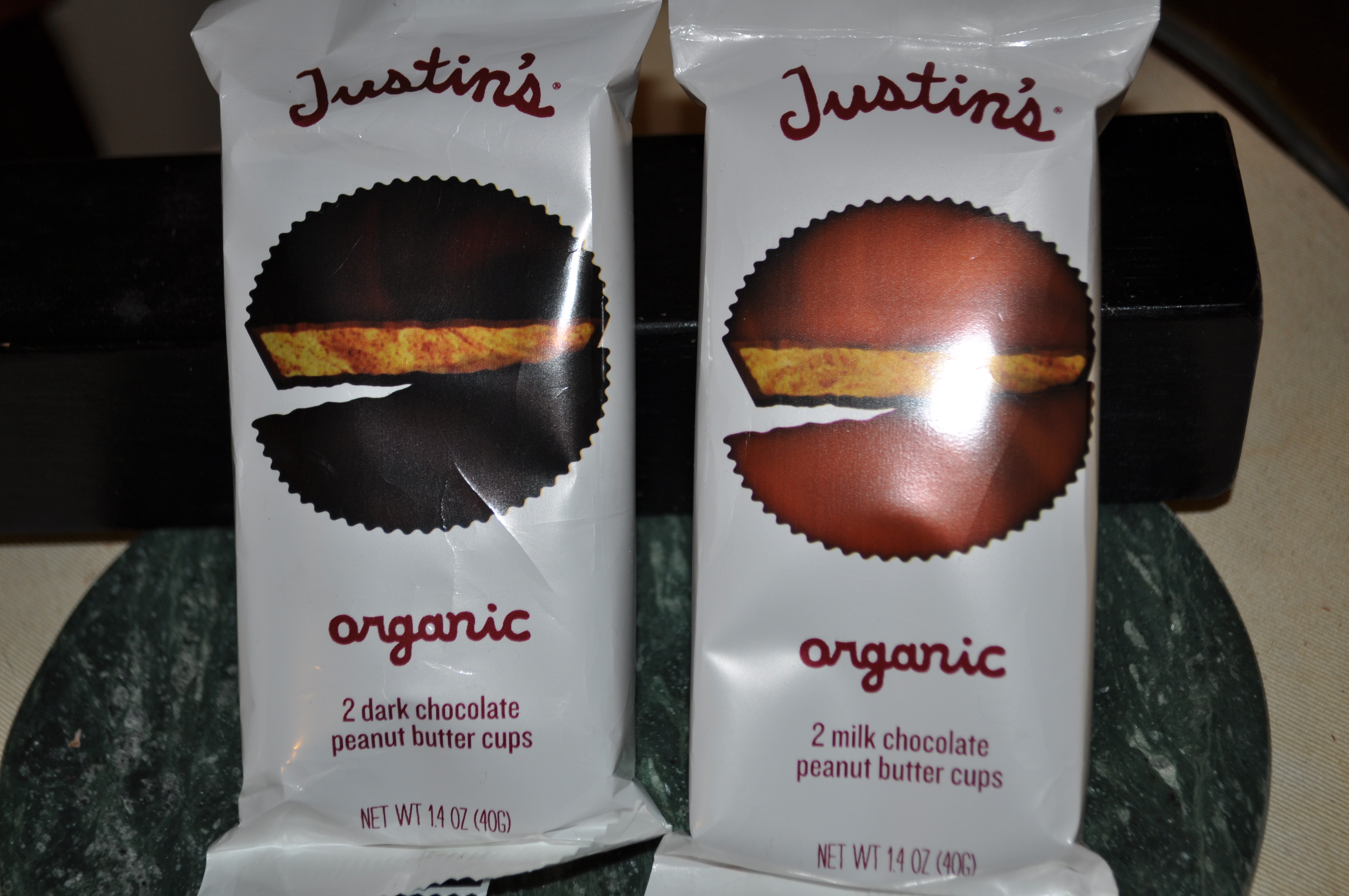 Justin's Organic Dark Chocolate Peanut Butter Cups, 12 Pack (2 Cups Each)